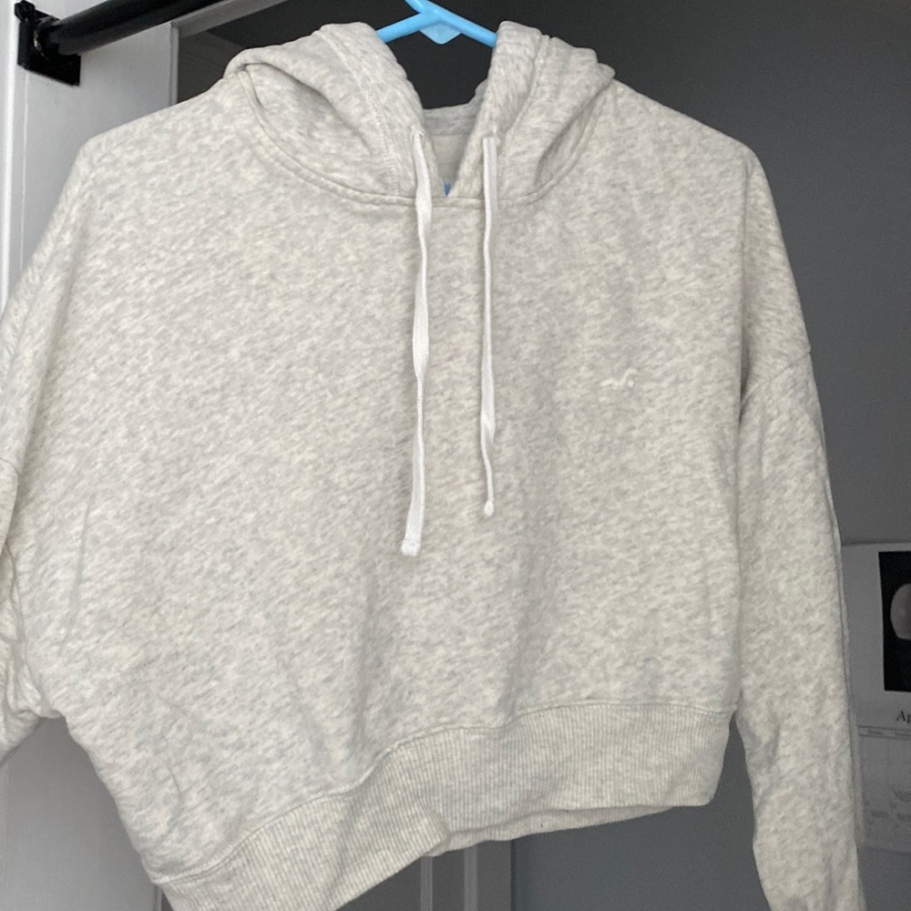 Cropped sweatshirt